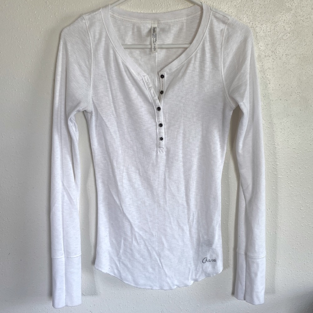 White aeropostale thermal long sleeve tee